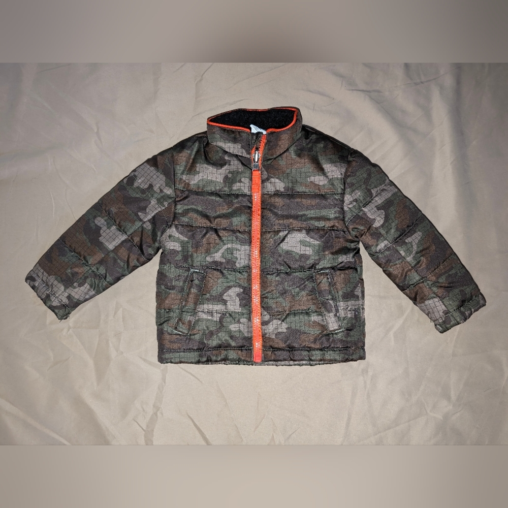 Kids Camo And Orange Puffer Jacket. Size 18 Months. Kids Puffer Coat